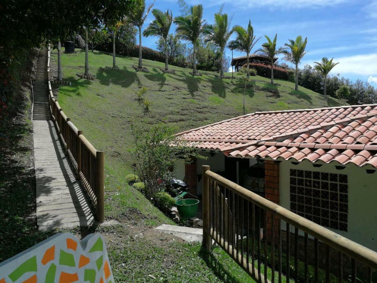 Casa Campestre Montecarlo Guatape- Desayuno A Pareja Villa Екстериор снимка